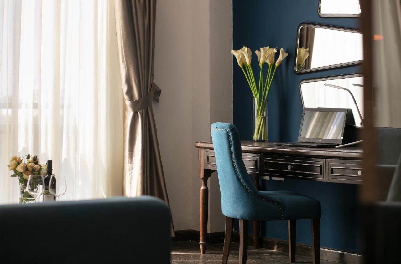 Azalea Parkview Hotel Виентиане Екстериор снимка