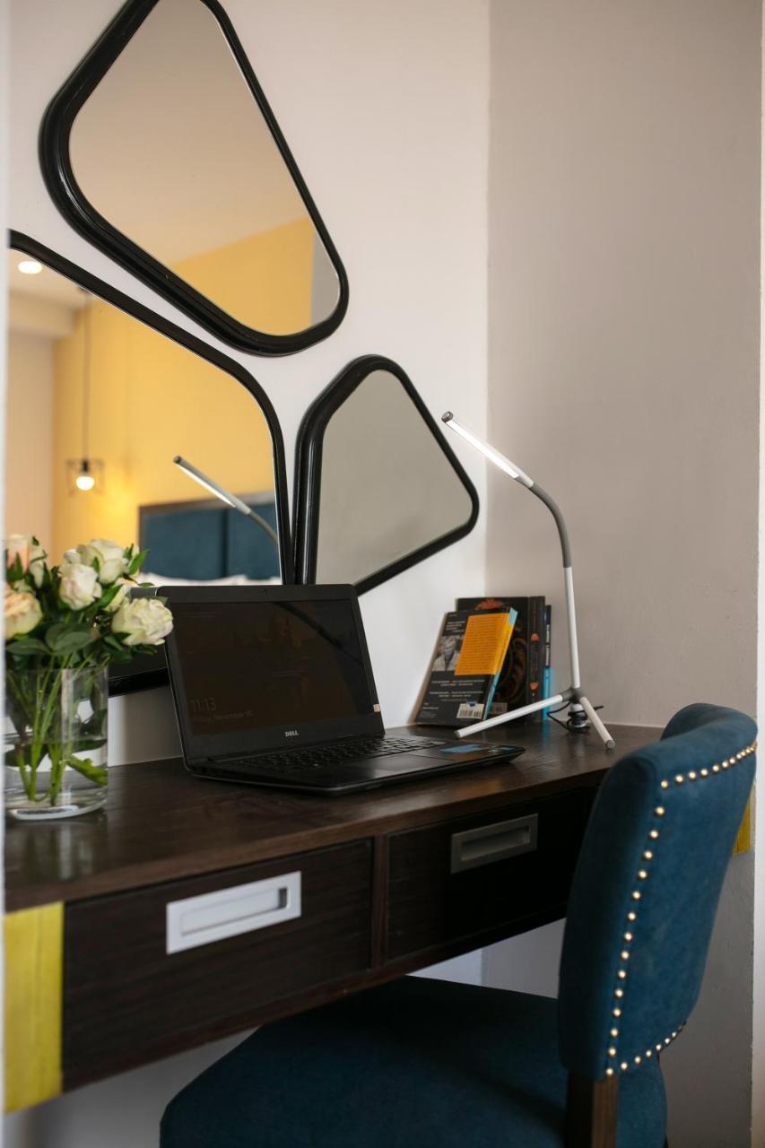 Azalea Parkview Hotel Виентиане Екстериор снимка